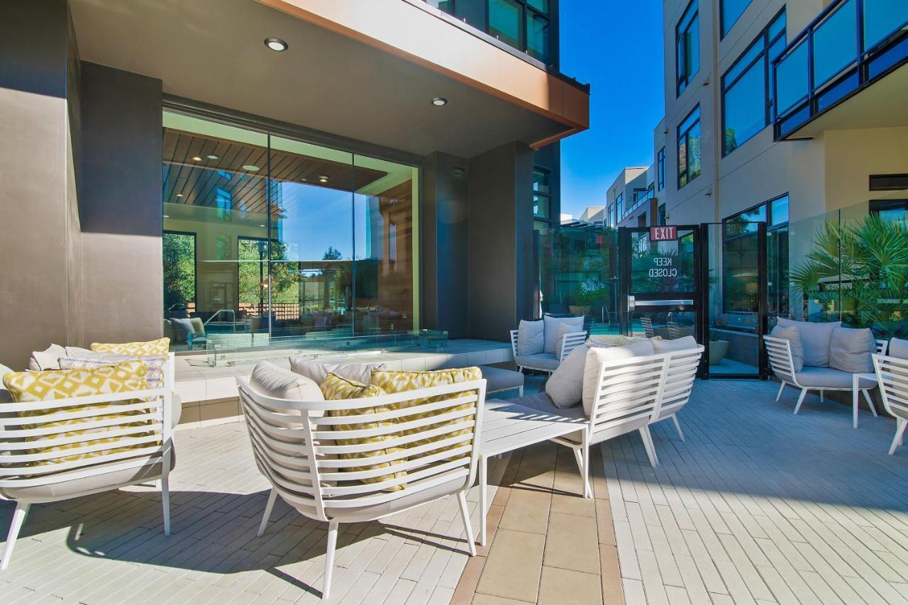 Global Luxury Suites At Downtown Mountain View Exteriör bild